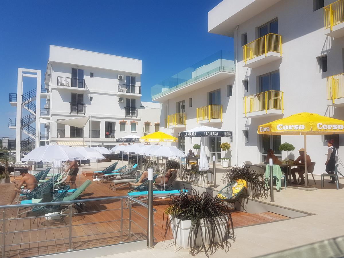 Nayino Resort Hotel Navodari Exterior photo